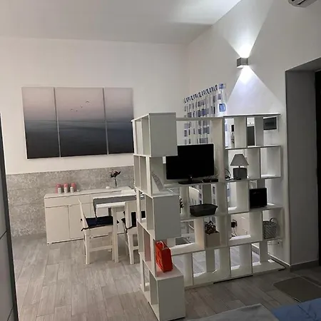 Gaia's Apartment *
